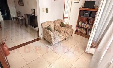 Casa en venta en Quilmes Centro