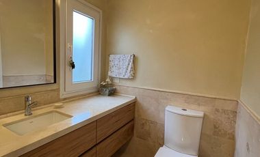 Venta casa Castores Nordelta 353m2 al lago central