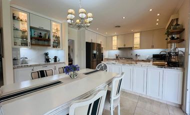 Venta casa Castores Nordelta 353m2 al lago central