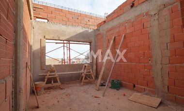 DPTO EN VENTA 2 DORMIS CON COCHERA| PLOTTIER