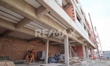 DPTO EN VENTA 2 DORMIS CON COCHERA| PLOTTIER