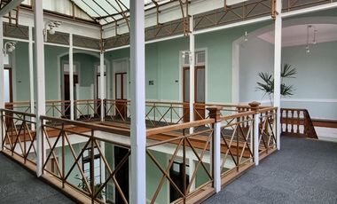 Oficina en Arriendo en Huérfanos 1692