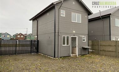 Casa en Arriendo en Avenida Los Notros