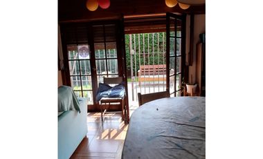 VENTA CHALET 4 AMBIENTES CON DEP. Y GARAGE DOBLE - APTO CREDITO