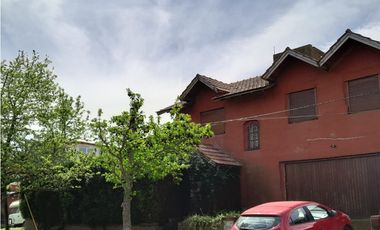 VENTA CHALET 4 AMBIENTES CON DEP. Y GARAGE DOBLE - APTO CREDITO