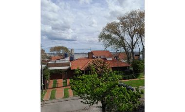 VENTA CHALET 4 AMBIENTES CON DEP. Y GARAGE DOBLE - APTO CREDITO