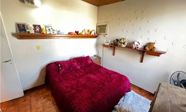 Propiedad con 2 Departamentos y Espacios en Excelente Ubicación