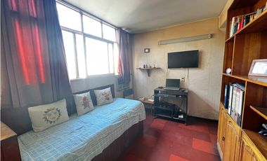 Propiedad con 2 Departamentos y Espacios en Excelente Ubicación