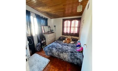 Propiedad con 2 Departamentos y Espacios en Excelente Ubicación