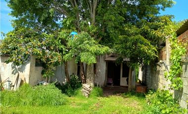 VENTA CASA ESTILO ANTIGUA 3 AMB. COCHERA, GRAN PARQUE GARAY AL 4500