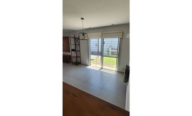 DUPLEX 2 D. HOUSING CERRADO . QUEBRADA DE LAS ROSAS. APTO CREDITO