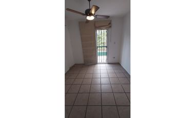 DUPLEX 3 DORMITORIOS. COCHERA. QUINCHO. PARQUE CAPITAL