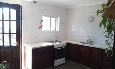 VENTA CASA 5 AMB. GGE RECICL. PQUE, GOÑI 900 APTA CREDITO HIPOTECARIO