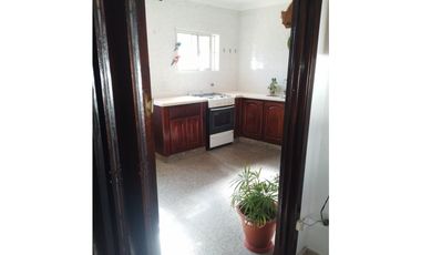 VENTA CASA 5 AMB. GGE RECICL. PQUE, GOÑI 900 APTA CREDITO HIPOTECARIO