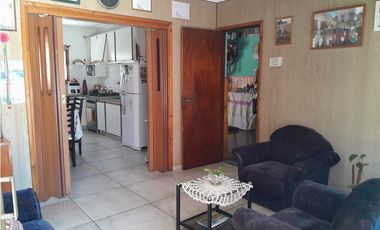 VENTA CASA APTO CREDITO 3 AMBIENTES CON GARAGE DOBLE, PATIO Y LAVADERO