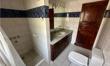 PINAMAR- CASA FRAGATA 25 DE MAYO ( 150 MTS DEL MAR)