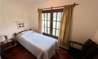 PINAMAR- CASA FRAGATA 25 DE MAYO ( 150 MTS DEL MAR)