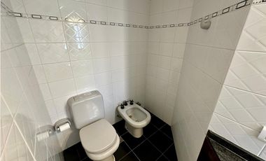 PINAMAR- CASA FRAGATA 25 DE MAYO ( 150 MTS DEL MAR)