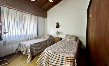 PINAMAR- DEPARTAMENTO UBICADO A METROS DEL MAR