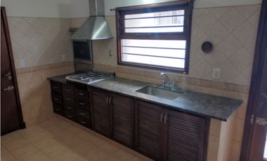 Chalet en PH 4 amb. Planta Alta a la calle