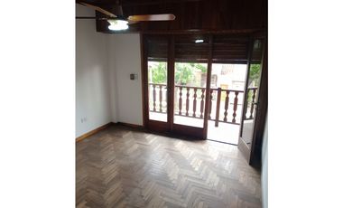 Chalet en PH 4 amb. Planta Alta a la calle