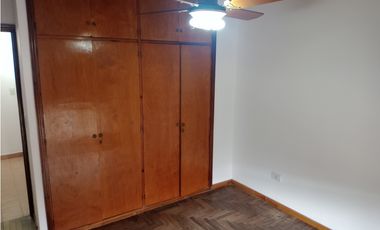 Chalet en PH 4 amb. Planta Alta a la calle