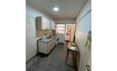 Depto con cochera 3 ambientes