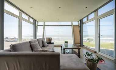 PINAMAR - CASA FAMILY  FRENTE AL MAR