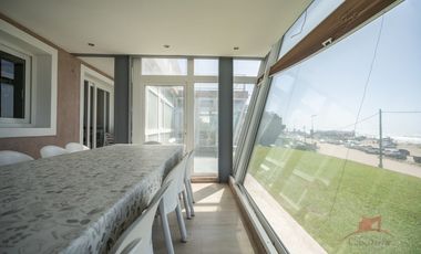 PINAMAR - CASA FAMILY  FRENTE AL MAR