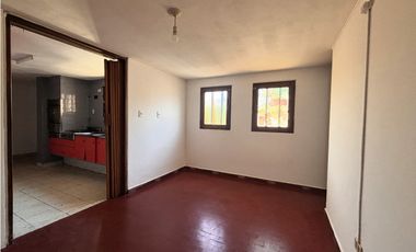 SE ALQUILA CASA 4 DORM C/PILETA SOBRE AVDA BS AS - CENTRO ALMAFUERTE