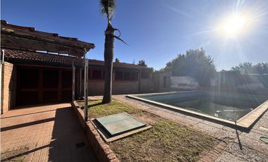 SE ALQUILA CASA 4 DORM C/PILETA SOBRE AVDA BS AS - CENTRO ALMAFUERTE