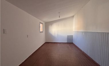 SE ALQUILA CASA 4 DORM C/PILETA SOBRE AVDA BS AS - CENTRO ALMAFUERTE