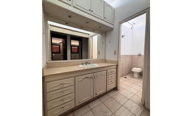 SE ALQUILA CASA 4 DORM C/PILETA SOBRE AVDA BS AS - CENTRO ALMAFUERTE