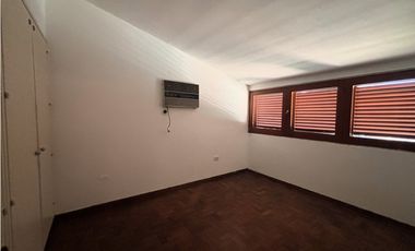 SE ALQUILA CASA 4 DORM C/PILETA SOBRE AVDA BS AS - CENTRO ALMAFUERTE