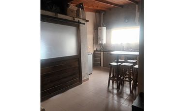 CHALET 3 AMB. CON GRAN PARQUE HEGUILOR AL 1000 LOTE 10X43