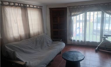 CHALET 3 AMB. CON GRAN PARQUE HEGUILOR AL 1000 LOTE 10X43