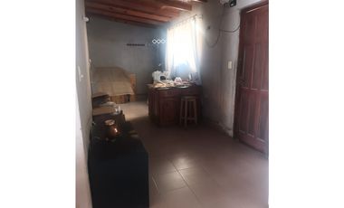 CHALET 3 AMB. CON GRAN PARQUE HEGUILOR AL 1000 LOTE 10X43