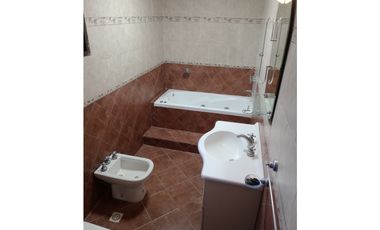 Ph 4 amb. Todo en planta baja, sin expensas. Santa Monica