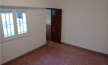 Ph 4 amb. Todo en planta baja, sin expensas. Santa Monica