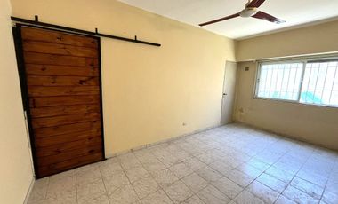 VENTA PH 2 AMBIENTES CARAPACHAY