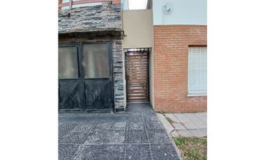 VENTA 1  AMB PH P.BAJA COC SEPARADA PATIO RECICLADO SIN EXPENSAS