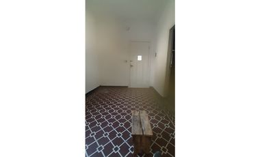 VENTA DOS CASAS EN BLOCK A RECICLAR NEUQUEN AL 2500 ZONA DON BOSCO