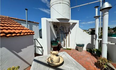 CHALET PLANTA ALTA INDEPENDIENTE TODO EXTERNO Impecable Don Bosco