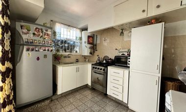 CHALET PLANTA ALTA INDEPENDIENTE TODO EXTERNO Impecable Don Bosco