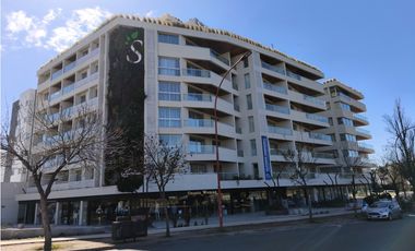 SE VENDE DEPTO EN CARLOS PAZ FRENTE AL LAGO - 2 DOR AMOBLADO C/COCHERA