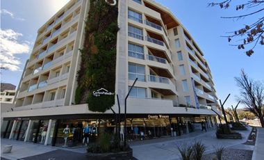 SE VENDE DEPTO EN CARLOS PAZ FRENTE AL LAGO - 2 DOR AMOBLADO C/COCHERA