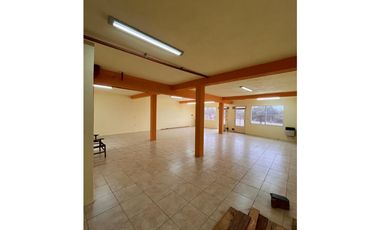 Local comercial San Esteban