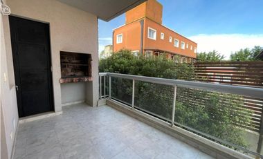 Departamento 2 ambientes pileta, a mts del mar .Valeria del Mar