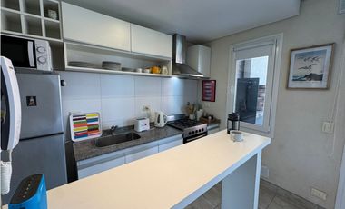 Departamento 2 ambientes pileta, a mts del mar .Valeria del Mar