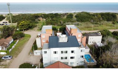 Departamento 2 ambientes pileta, a mts del mar .Valeria del Mar